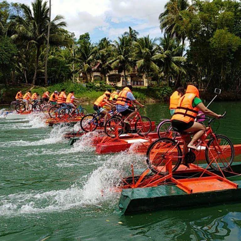 Loboc Riverfront Resort And Restaurant Bagian luar foto