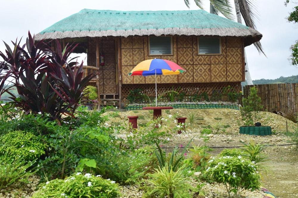 Loboc Riverfront Resort And Restaurant Bagian luar foto
